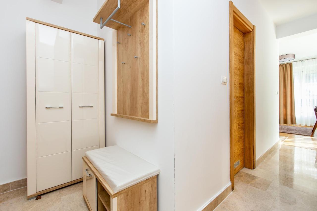 Apartments Lm Residence Rafailovici Ngoại thất bức ảnh